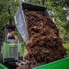 Knikmops-Gronddumper