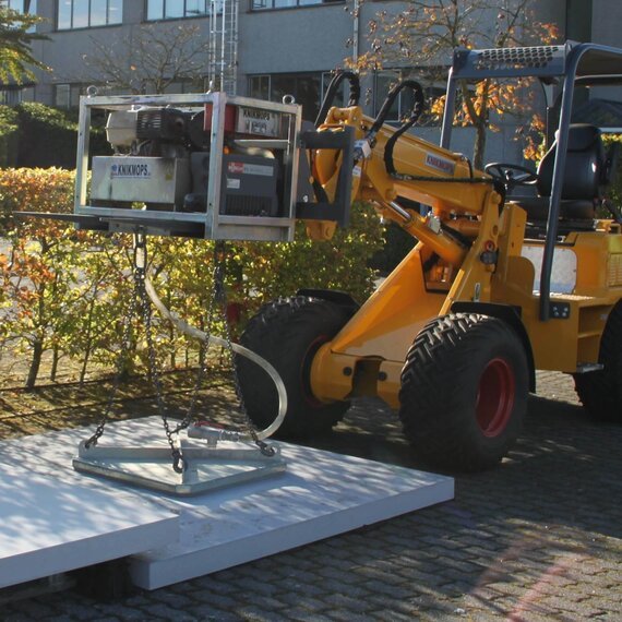 Knikmops-Vacuüminstallatie met benzinemotor